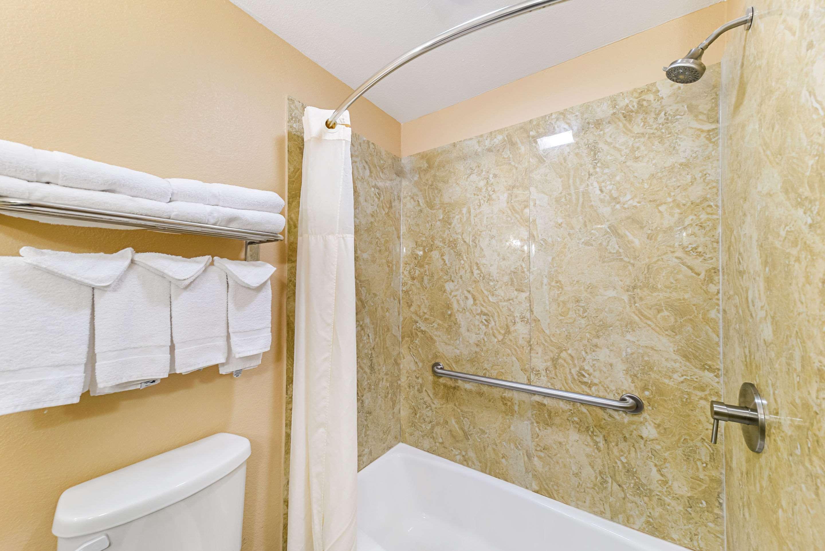 Quality Inn & Suites Lubbock Zewnętrze zdjęcie