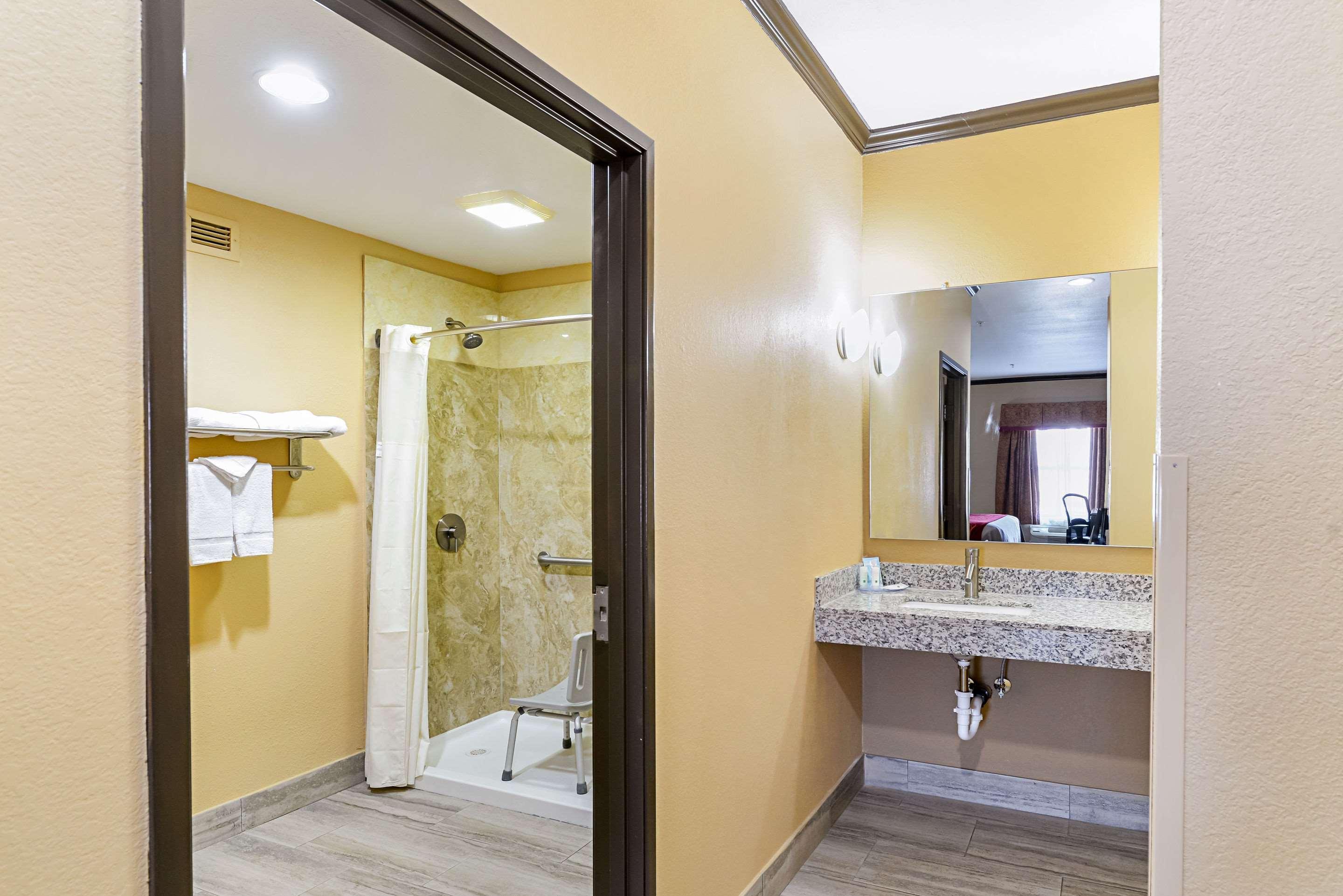 Quality Inn & Suites Lubbock Zewnętrze zdjęcie