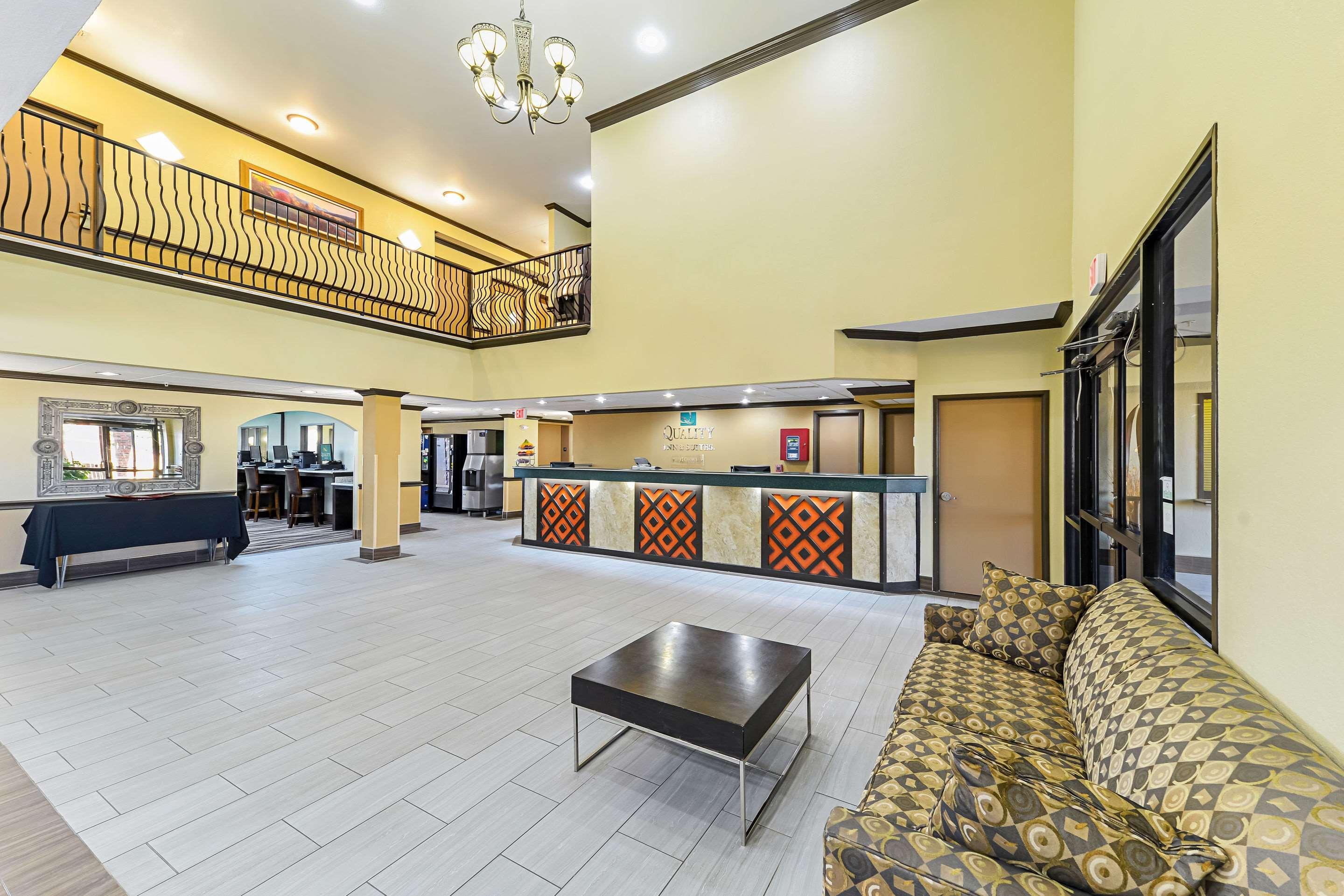 Quality Inn & Suites Lubbock Zewnętrze zdjęcie